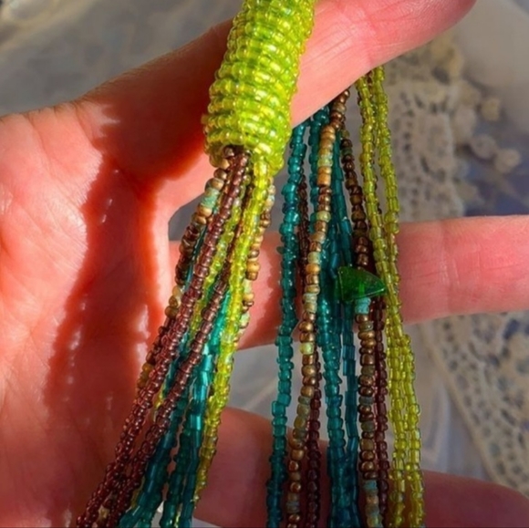 Glass-Bead Lariat Necklace - Picture 6 of 9